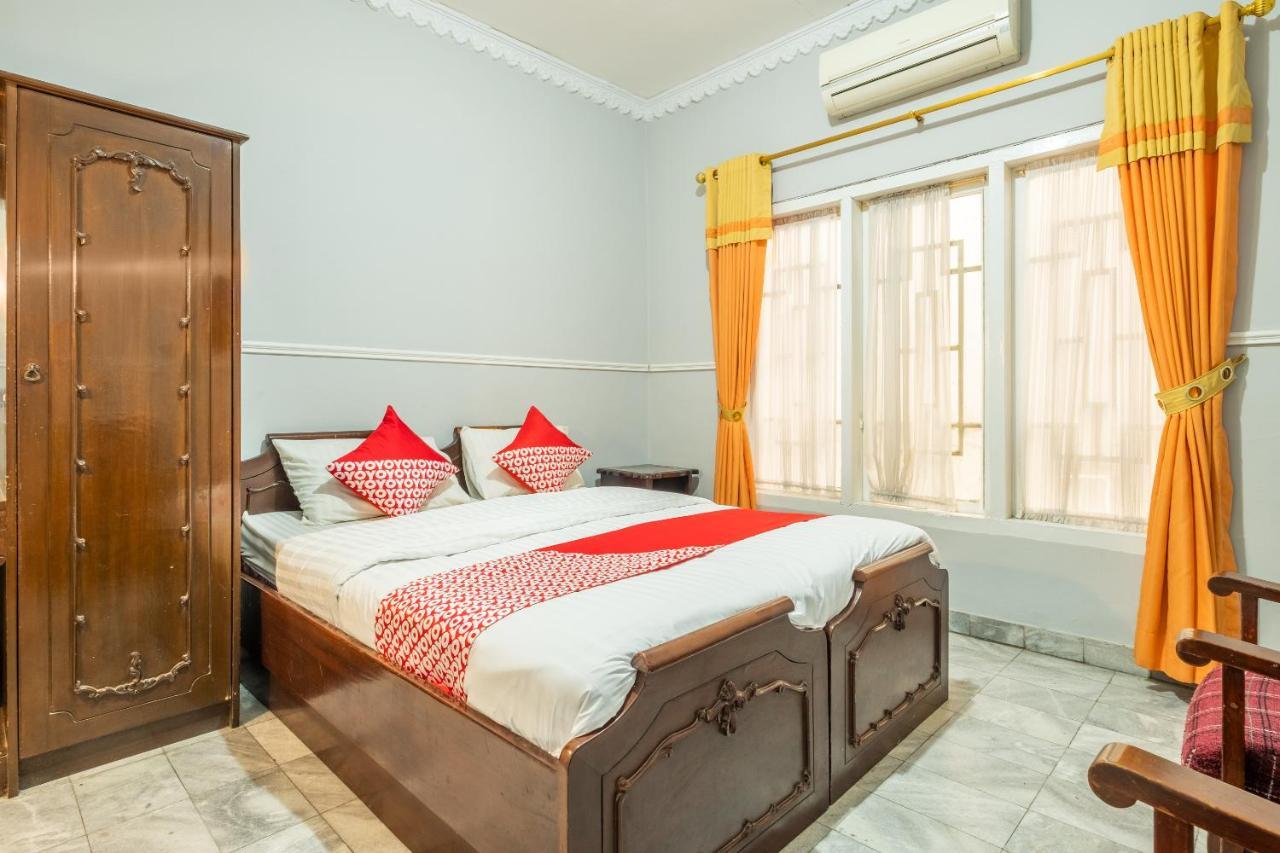 Oyo 1444 Patradissa Stasiun Bandung Hotel Eksteriør bilde