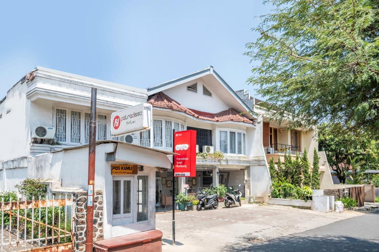 Oyo 1444 Patradissa Stasiun Bandung Hotel Eksteriør bilde